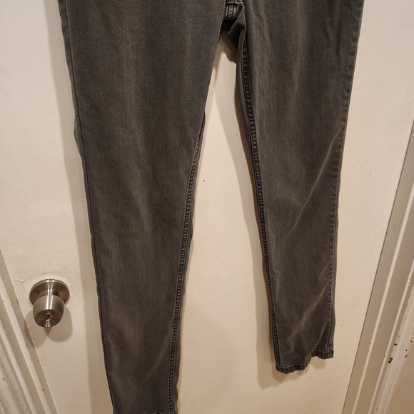 Mugsy Men's Gray Willys Style Jeans Sz 31 x 34 (33) Stretch Slim Fit Casual - Picture 6 of 8